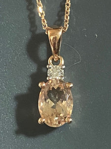 Gold Pendant - Morganite